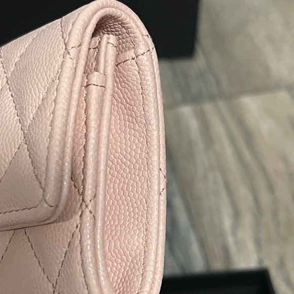 Card holder - Picture 3 of 9